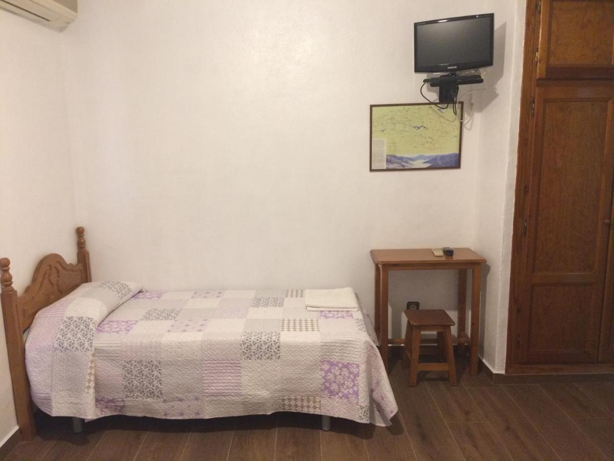 Hotel El Cruce Hornos Extérieur photo