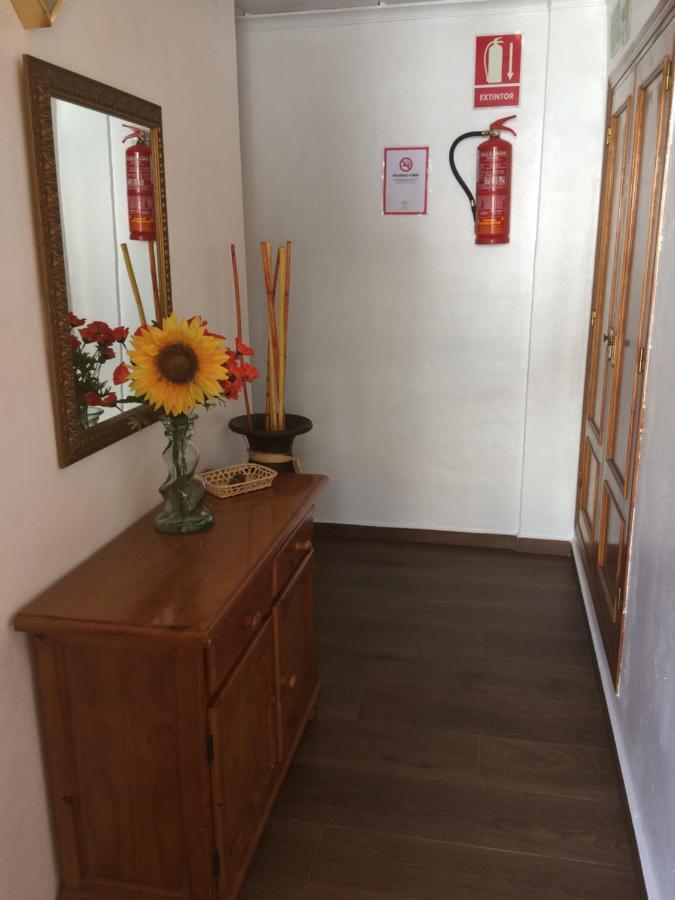 Hotel El Cruce Hornos Extérieur photo